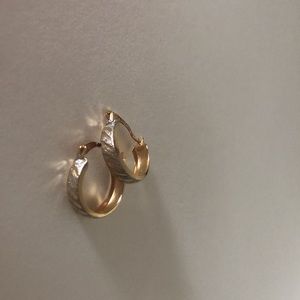 14k gold huggie hoops